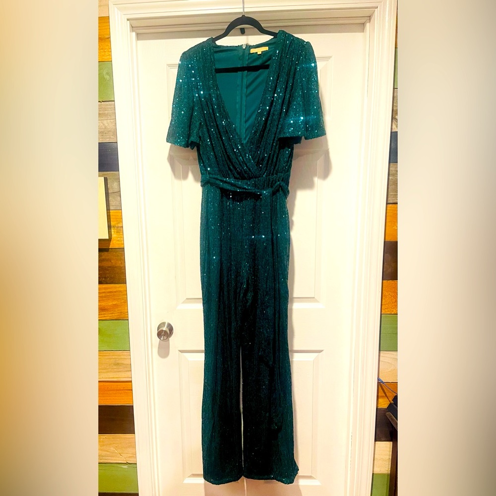 Beautiful Emerald Green Sequence Jumpsuit. - image 1